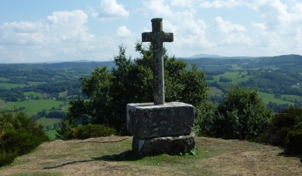 Croix du Puy de Menoire